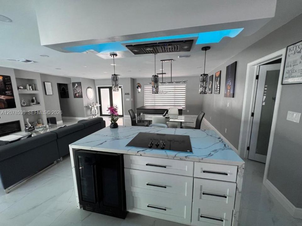 For Rent: $5,500 (3 beds, 2 baths, 1592 Square Feet)
