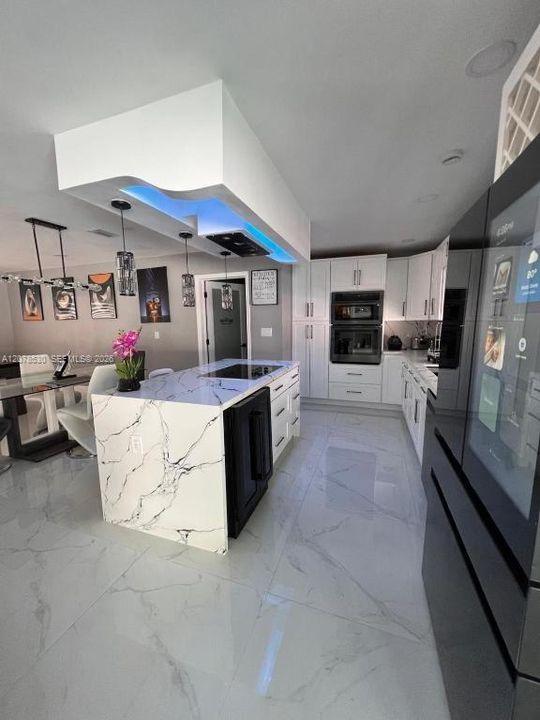 For Rent: $5,500 (3 beds, 2 baths, 1592 Square Feet)
