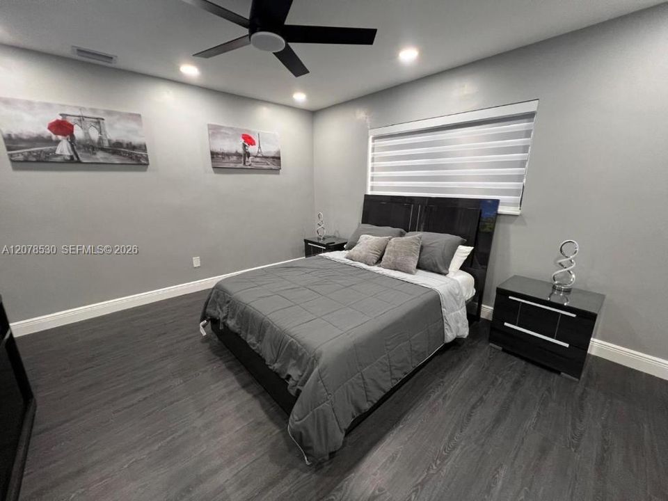 For Rent: $5,500 (3 beds, 2 baths, 1592 Square Feet)