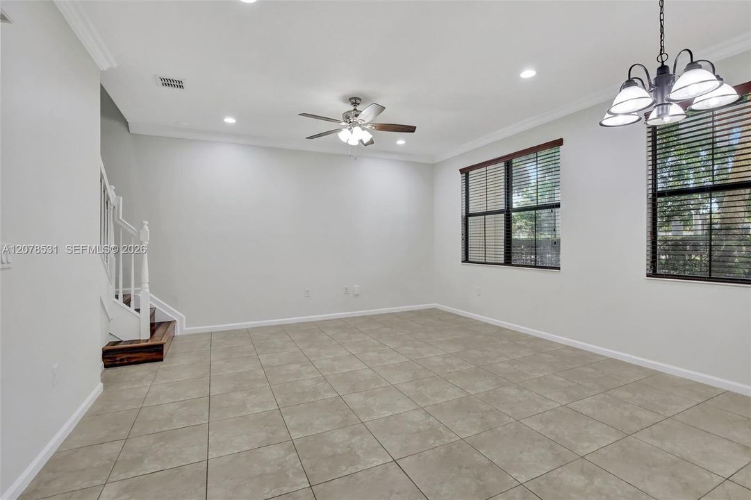 For Rent: $3,700 (3 beds, 2 baths, 1886 Square Feet)
