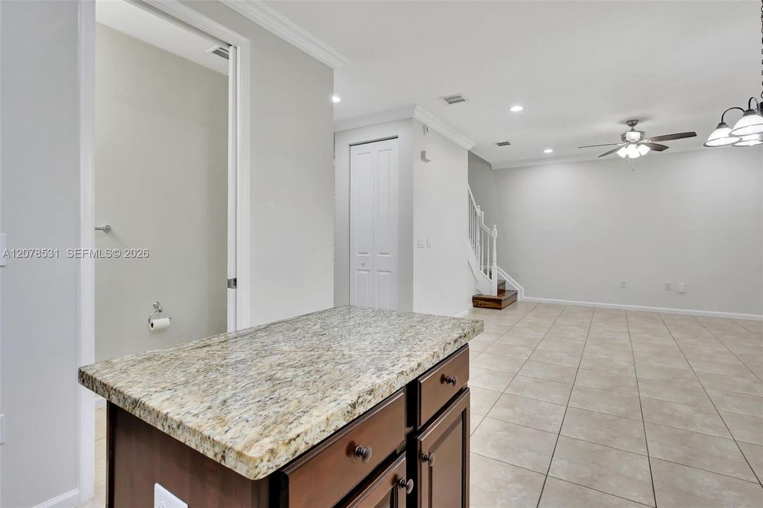 For Rent: $3,700 (3 beds, 2 baths, 1886 Square Feet)