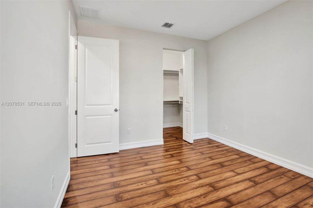 For Rent: $3,700 (3 beds, 2 baths, 1886 Square Feet)