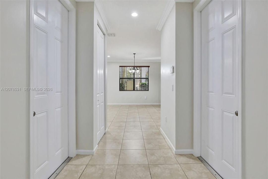 For Rent: $3,700 (3 beds, 2 baths, 1886 Square Feet)