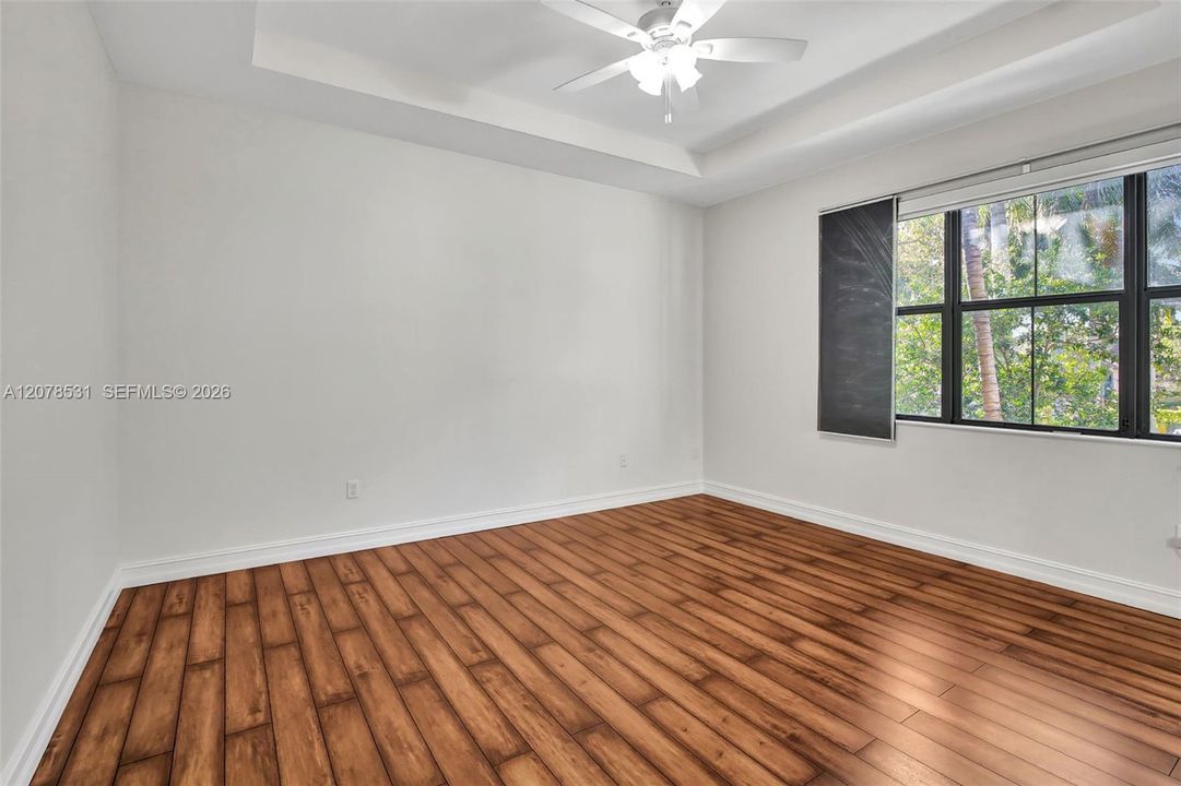 For Rent: $3,700 (3 beds, 2 baths, 1886 Square Feet)