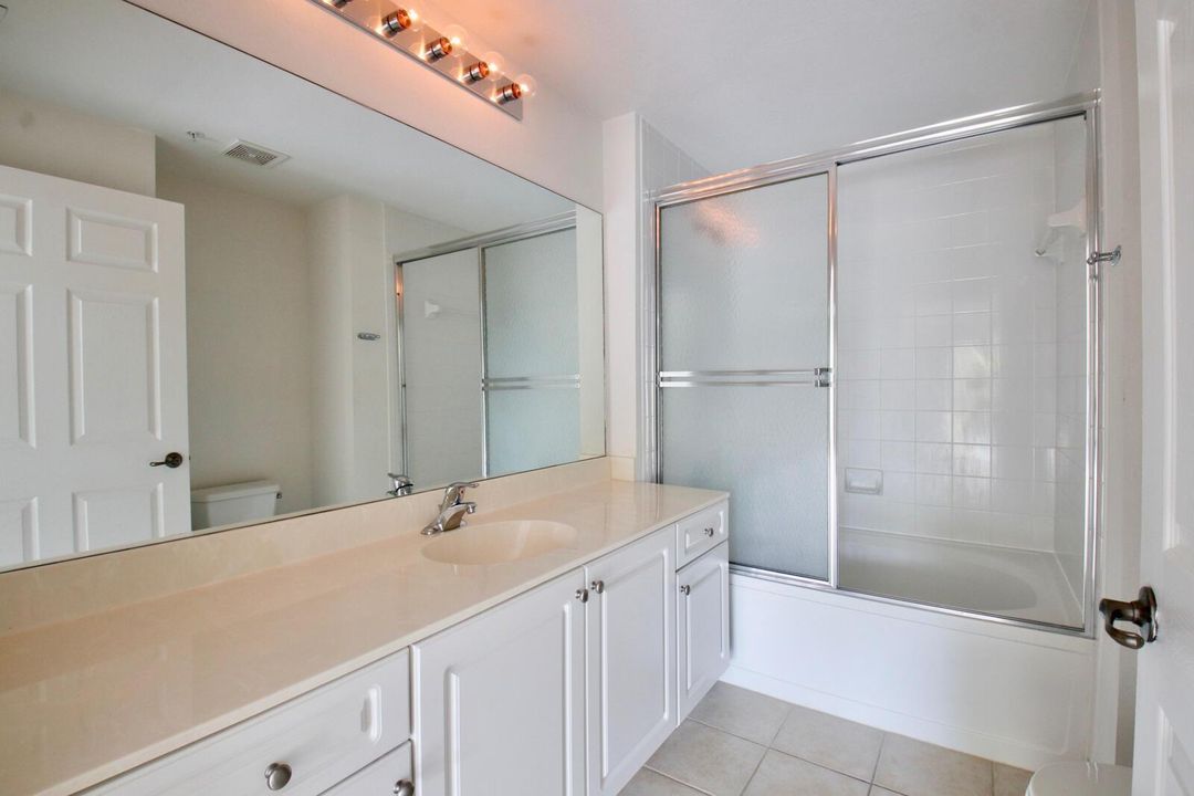 2801 Sarento Pl PBG LR-9