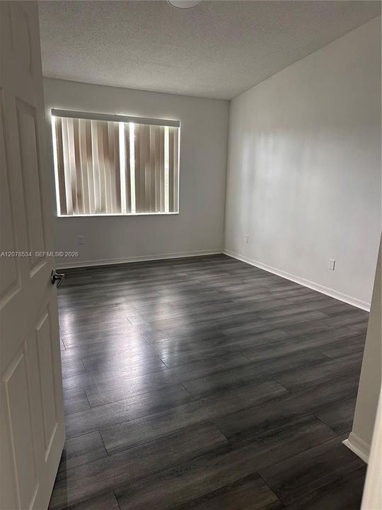 For Rent: $2,300 (2 beds, 2 baths, 1000 Square Feet)