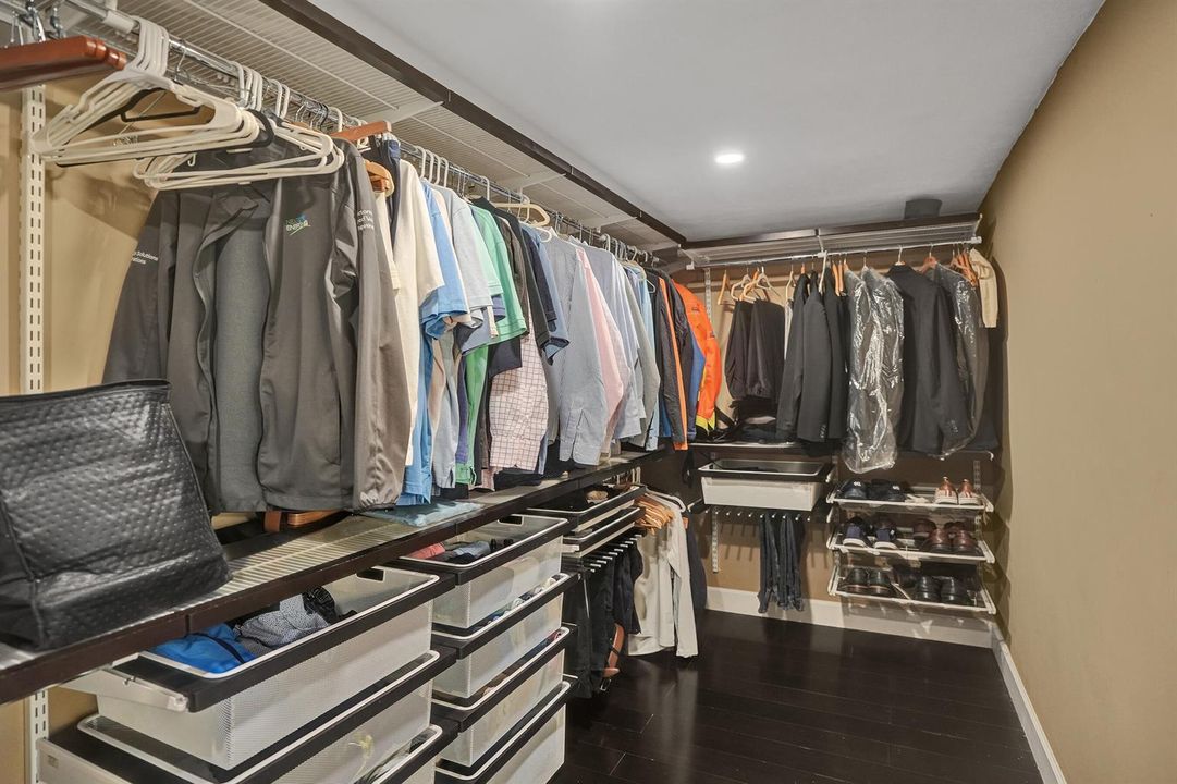 Walk In Closet