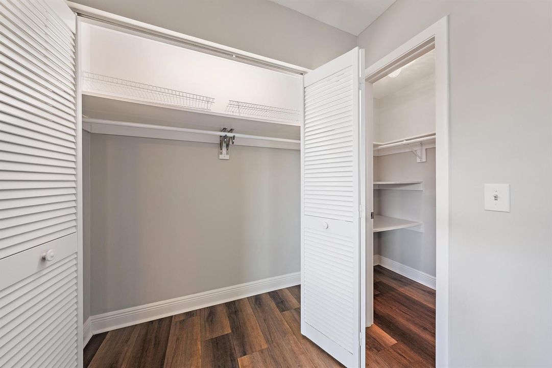 18334 SE Tee Ln-17 primary closets and w