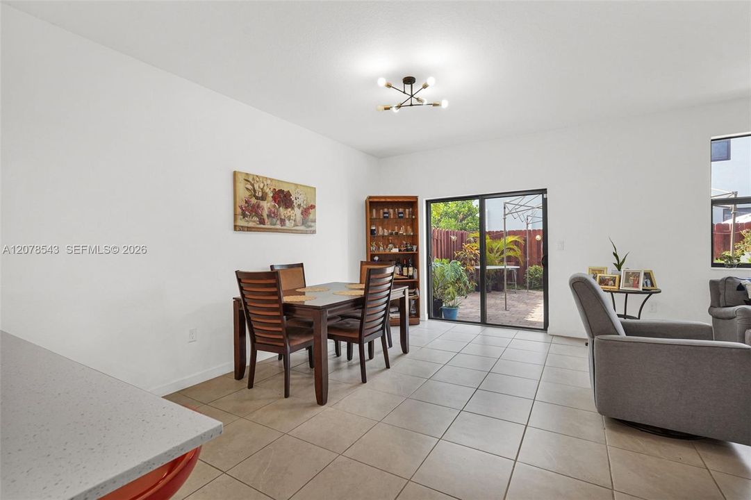 For Sale: $419,999 (4 beds, 2 baths, 1916 Square Feet)