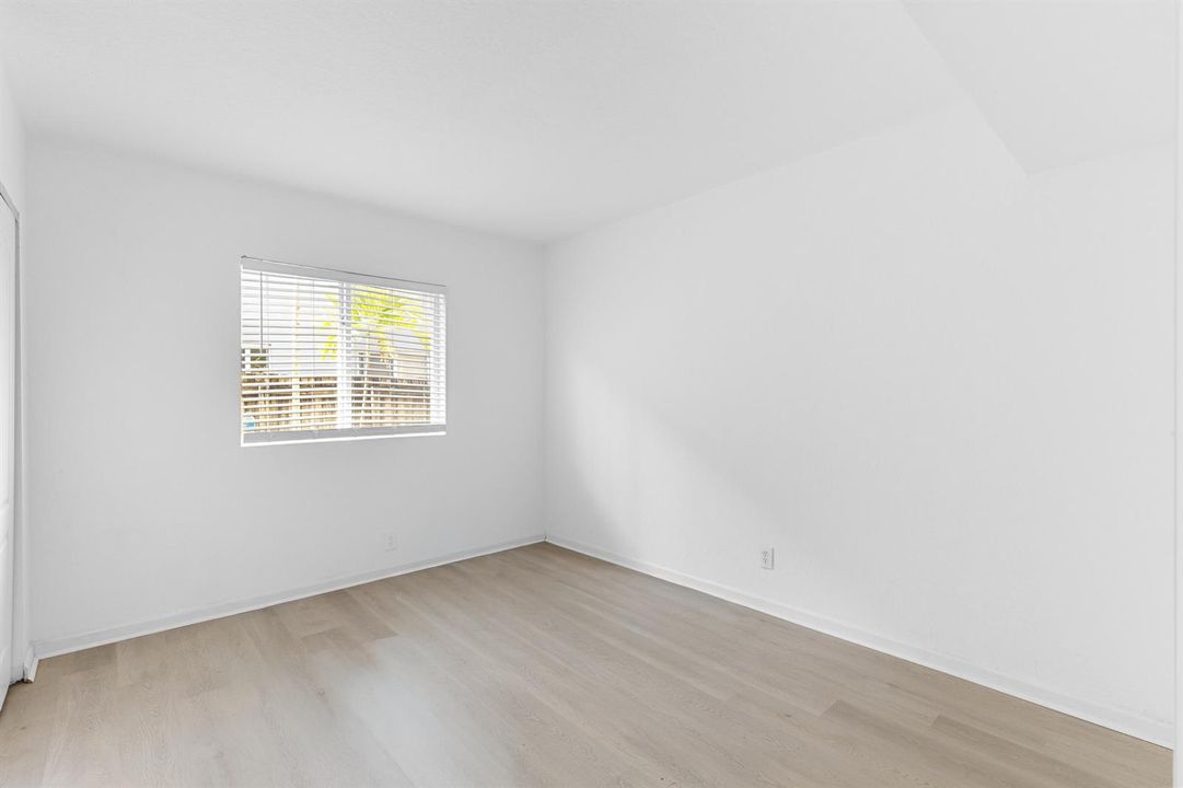 R6II5607