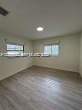 В аренду: $2,200 (2 спален, 1 ванн, 1428 Квадратных фут)