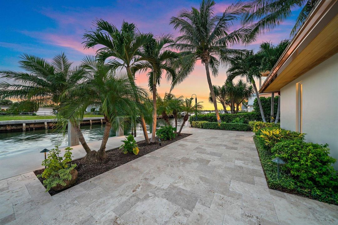 024-1051CoralWay-SingerIsland-SMALL