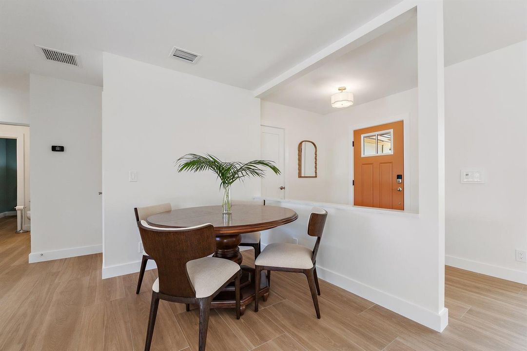 060-1051CoralWay-SingerIsland-SMALL