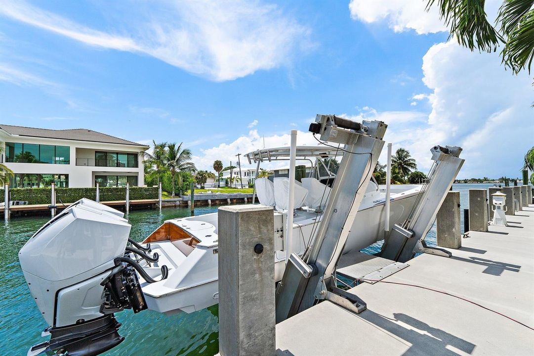 125-1051CoralWay-SingerIsland-SMALL