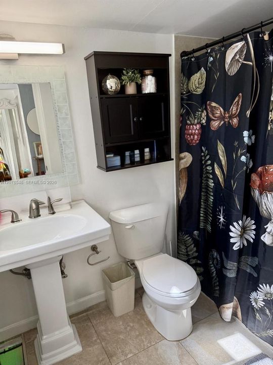 Vendido Recientemente: $499,000 (3 camas, 2 baños, 1394 Pies cuadrados)