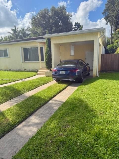 Vendido Recientemente: $499,000 (3 camas, 2 baños, 1394 Pies cuadrados)