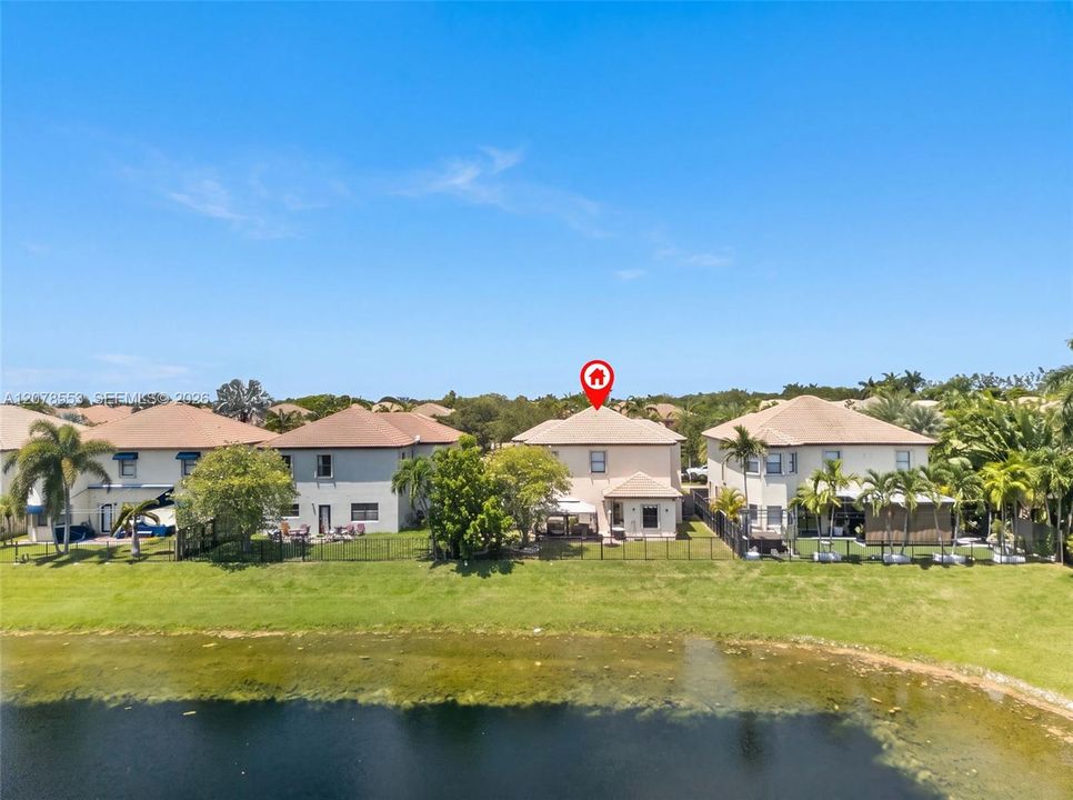 En Venta: $599,900 (4 camas, 2 baños, 2494 Pies cuadrados)