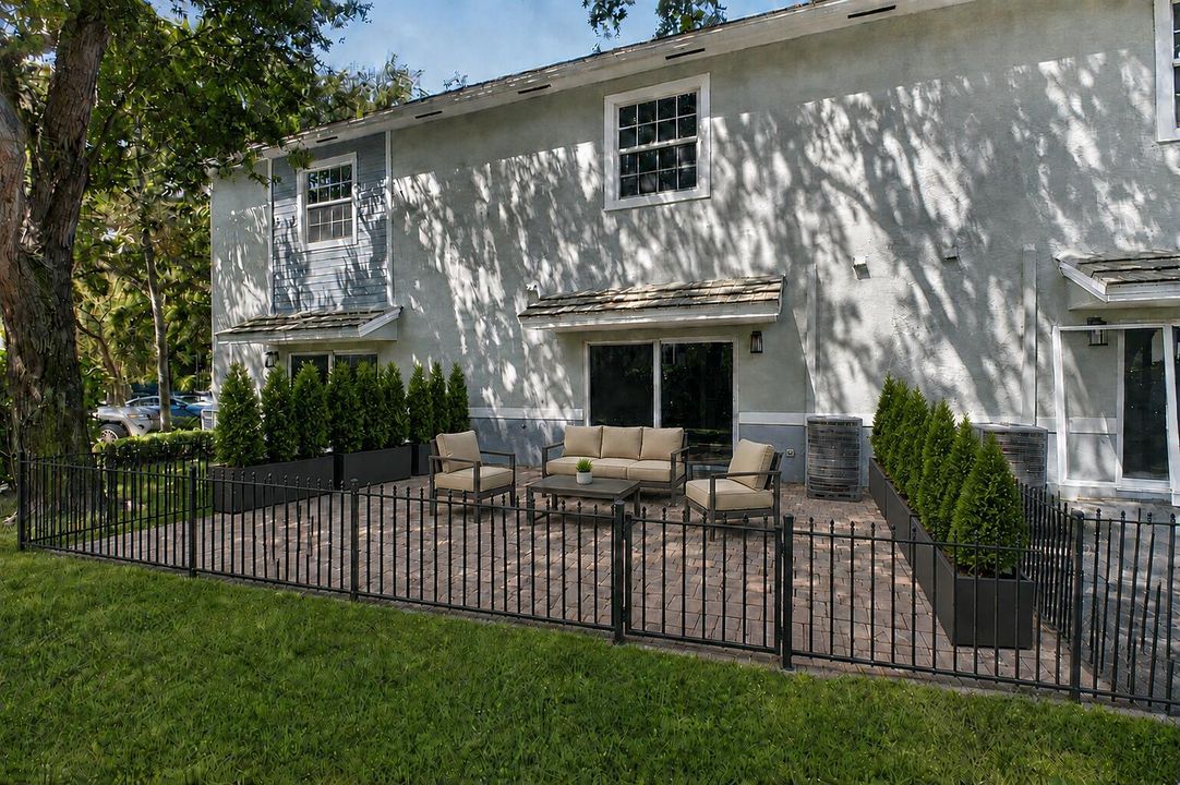 exterior-virtually staged