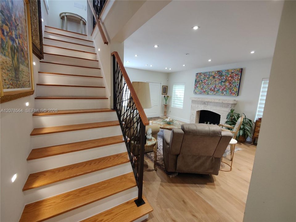 For Sale: $2,795,000 (4 beds, 4 baths, 2517 Square Feet)