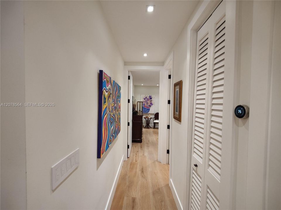 For Sale: $2,795,000 (4 beds, 4 baths, 2517 Square Feet)