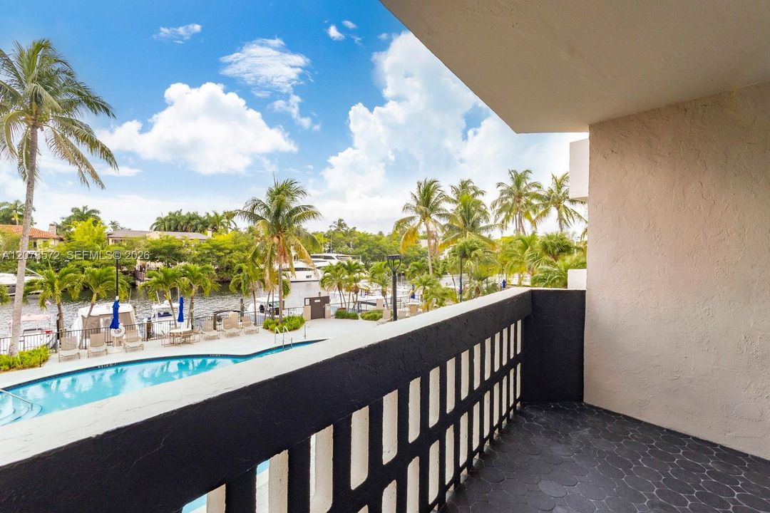 For Rent: $6,250 (3 beds, 2 baths, 1570 Square Feet)