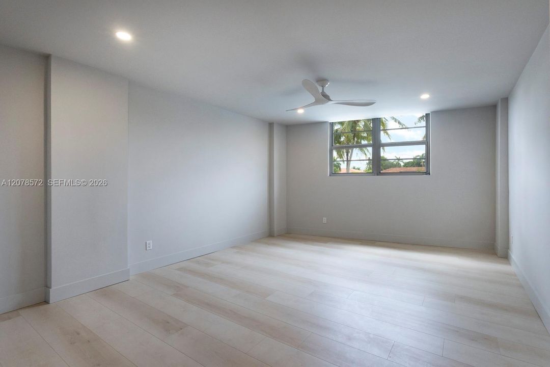 For Rent: $6,250 (3 beds, 2 baths, 1570 Square Feet)