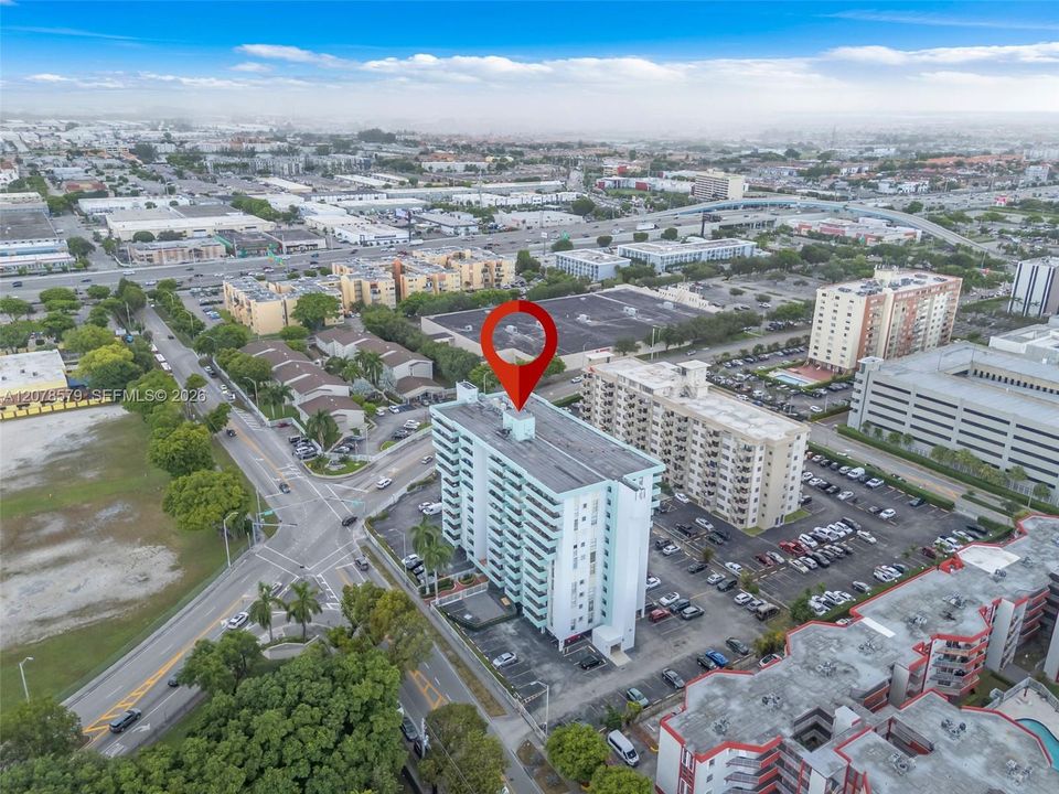En Venta: $250,000 (2 camas, 2 baños, 978 Pies cuadrados)
