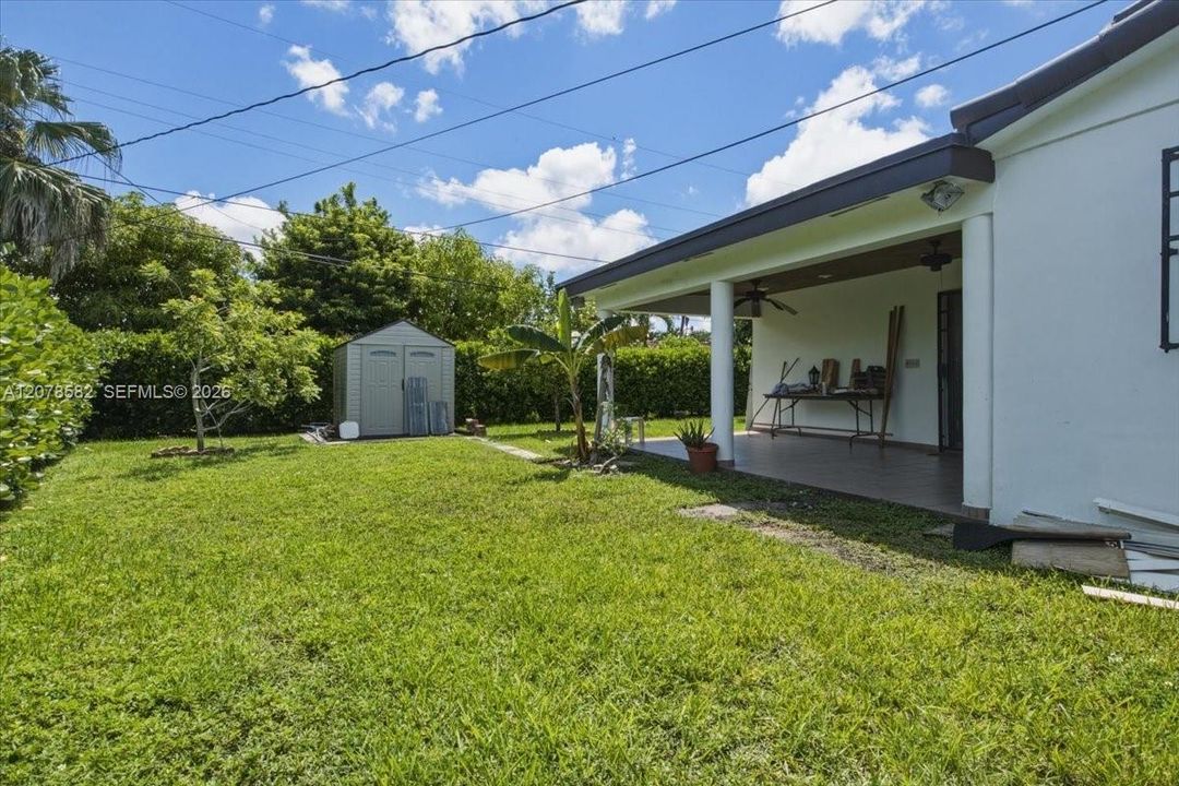 For Sale: $775,000 (4 beds, 2 baths, 2296 Square Feet)