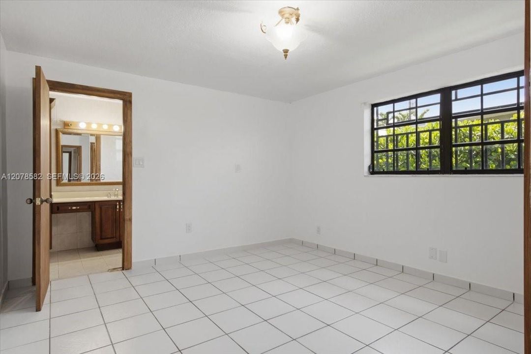 For Sale: $775,000 (4 beds, 2 baths, 2296 Square Feet)