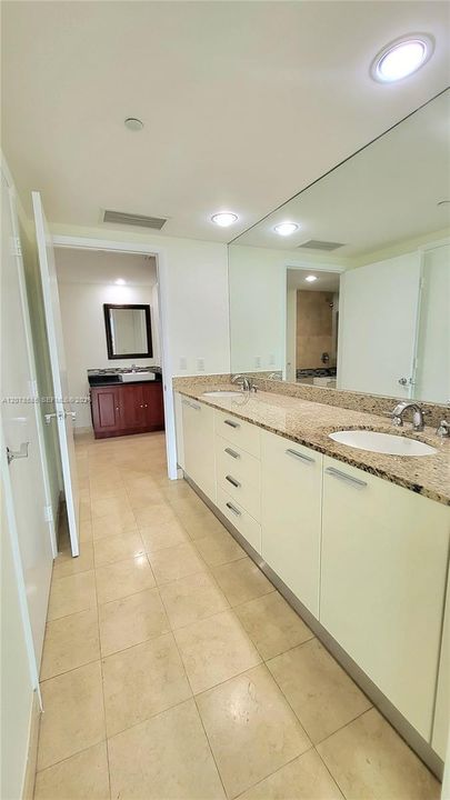 На продажу: $599,000 (2 спален, 1 ванн, 1086 Квадратных фут)