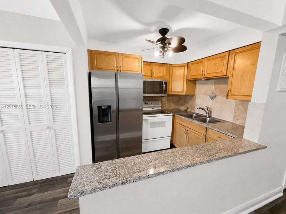 En Venta: $189,000 (2 camas, 1 baños, 800 Pies cuadrados)