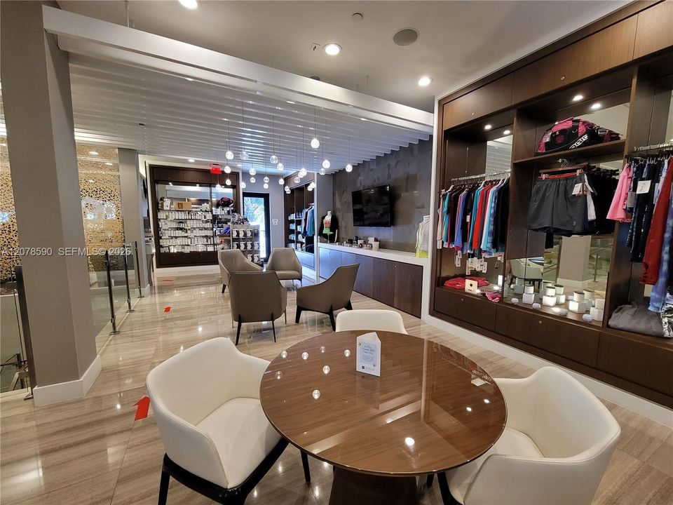 En Venta: $480,000 (2 camas, 2 baños, 1300 Pies cuadrados)
