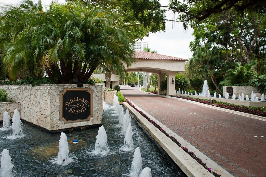 En Venta: $480,000 (2 camas, 2 baños, 1300 Pies cuadrados)
