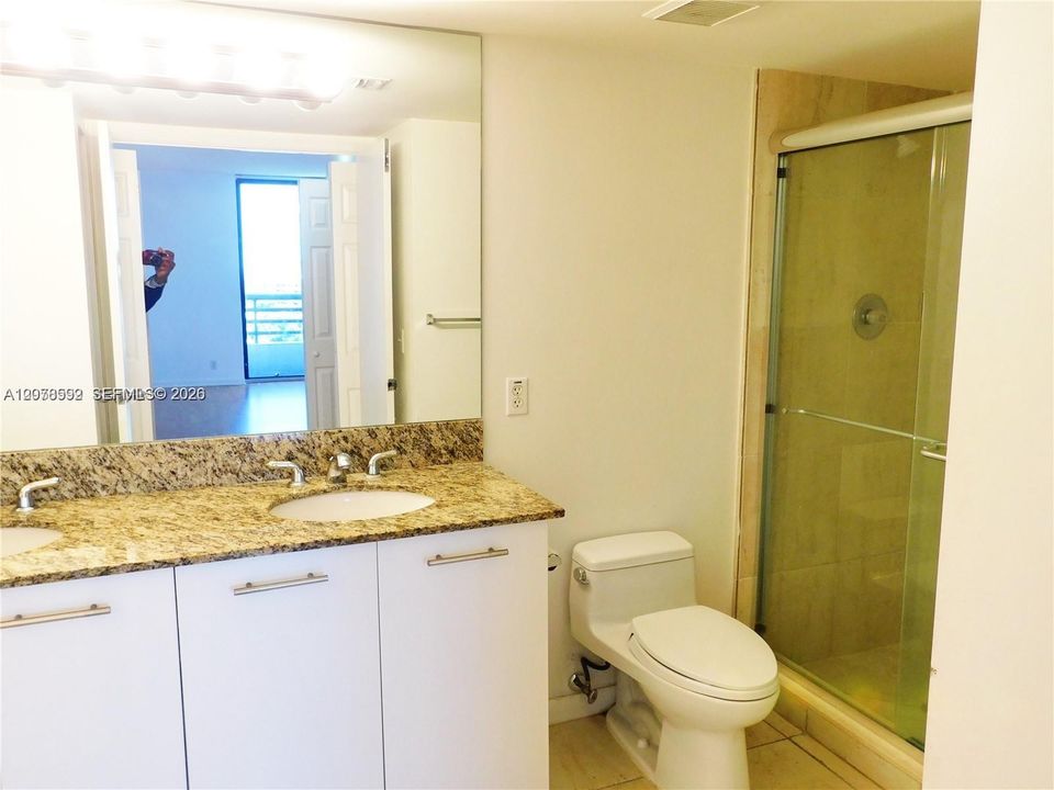 В аренду: $2,550 (2 спален, 2 ванн, 1134 Квадратных фут)