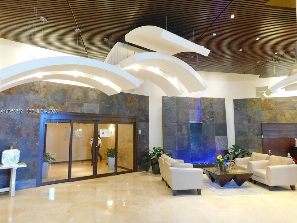 В аренду: $2,550 (2 спален, 2 ванн, 1134 Квадратных фут)