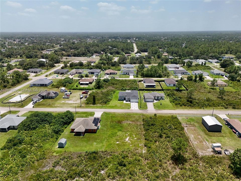На продажу: $26,000 (0.25 acres)