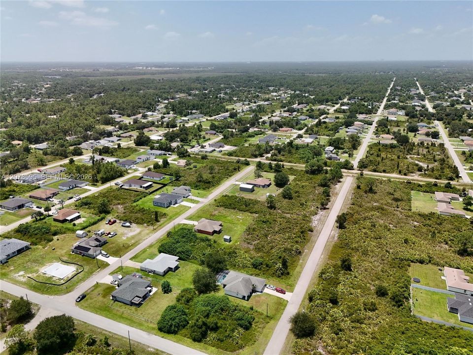 На продажу: $26,000 (0.25 acres)
