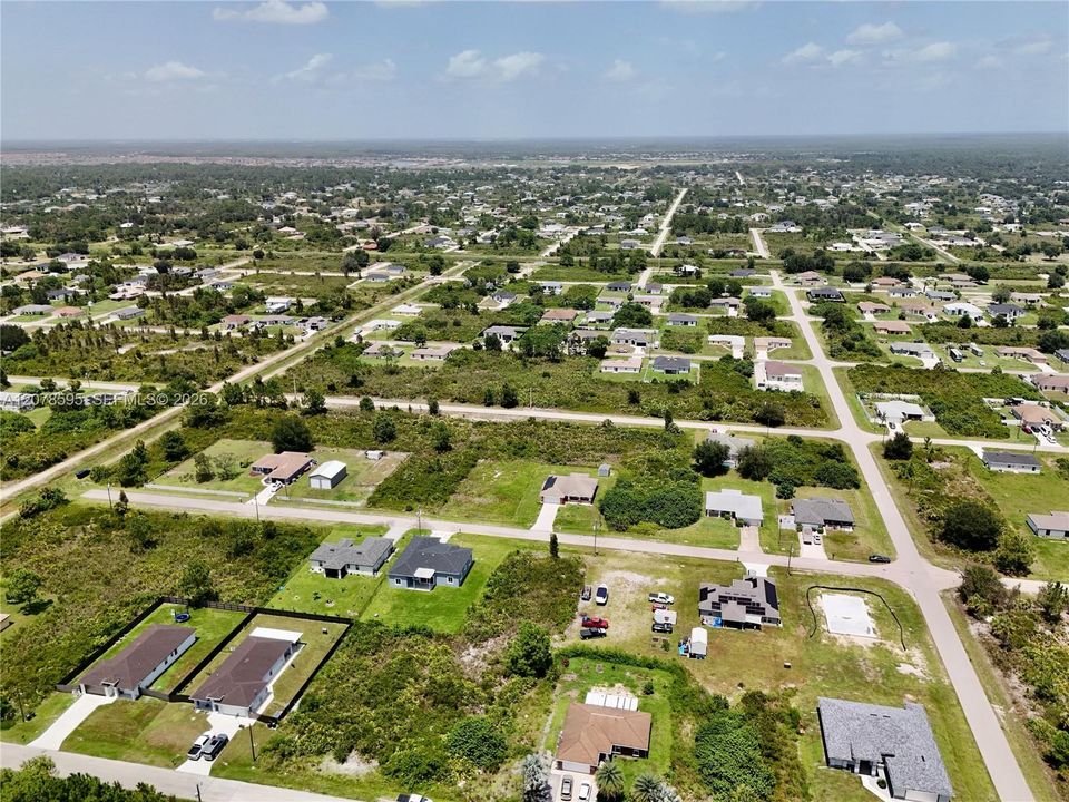 На продажу: $26,000 (0.25 acres)