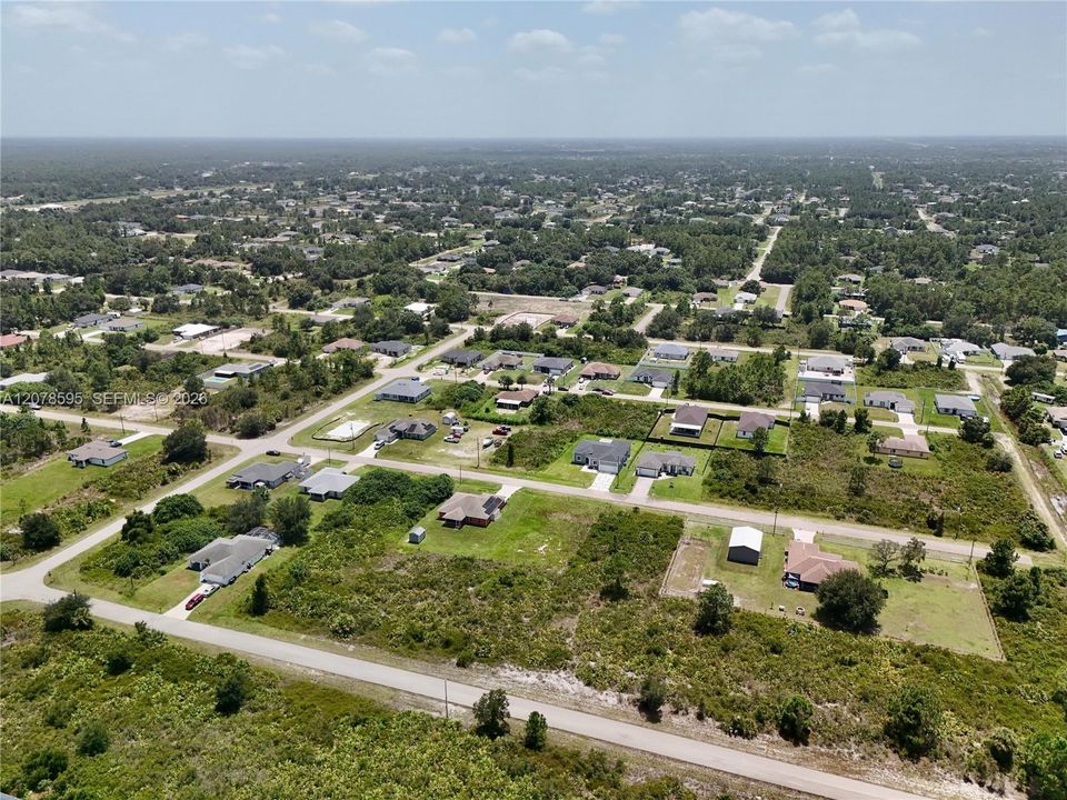 На продажу: $26,000 (0.25 acres)