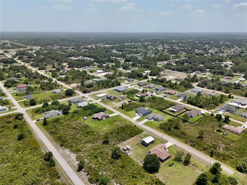 На продажу: $26,000 (0.25 acres)