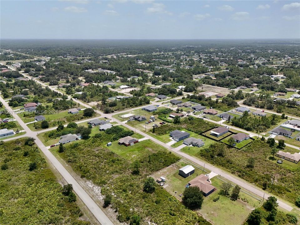 На продажу: $26,000 (0.25 acres)