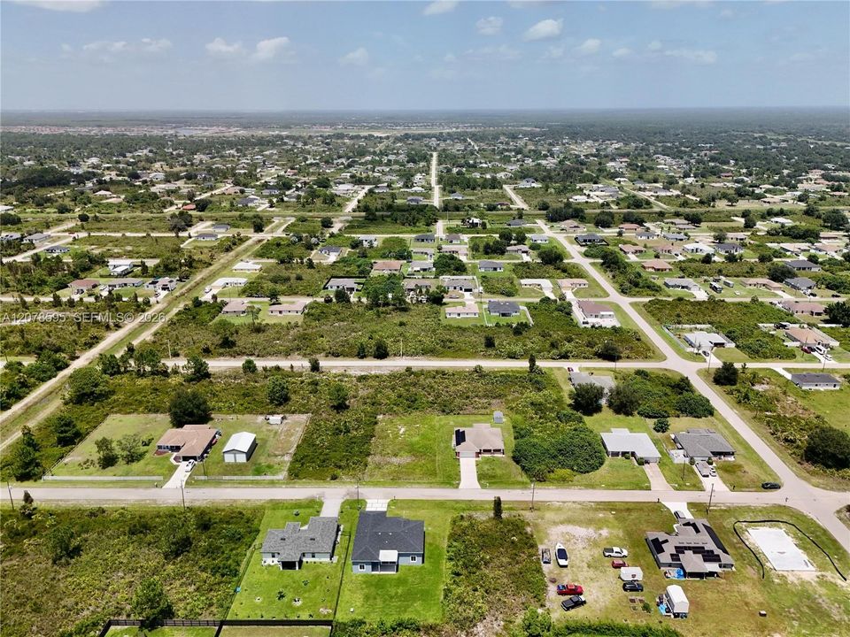На продажу: $26,000 (0.25 acres)