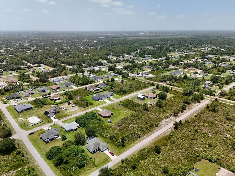 На продажу: $26,000 (0.25 acres)