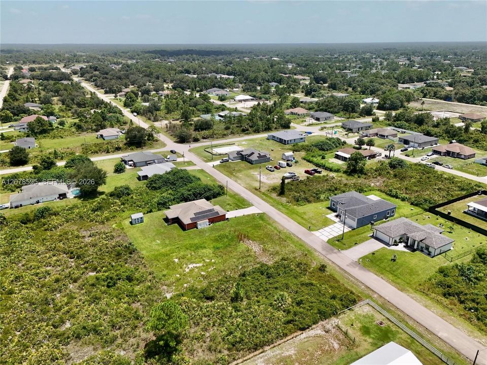 На продажу: $26,000 (0.25 acres)