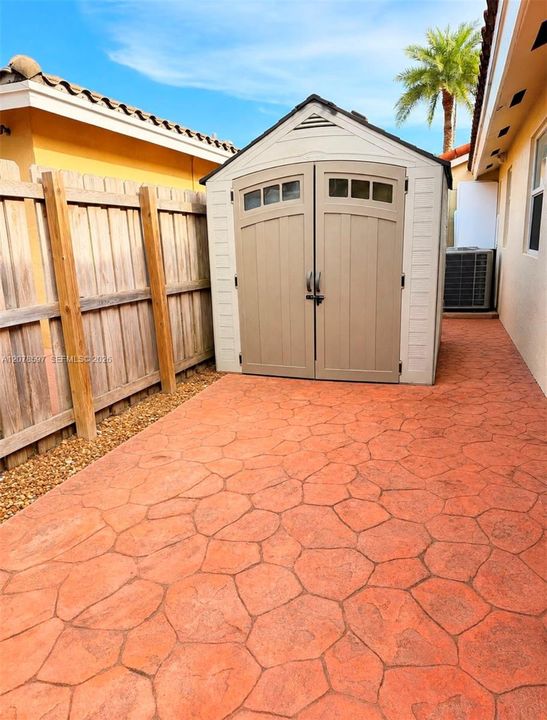 En Venta: $630,000 (3 camas, 2 baños, 1841 Pies cuadrados)