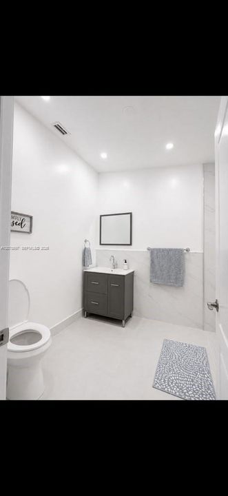 En Venta: $630,000 (3 camas, 2 baños, 1841 Pies cuadrados)