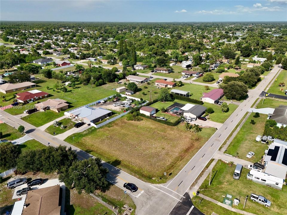 待售: $60,000 (0.46 acres)