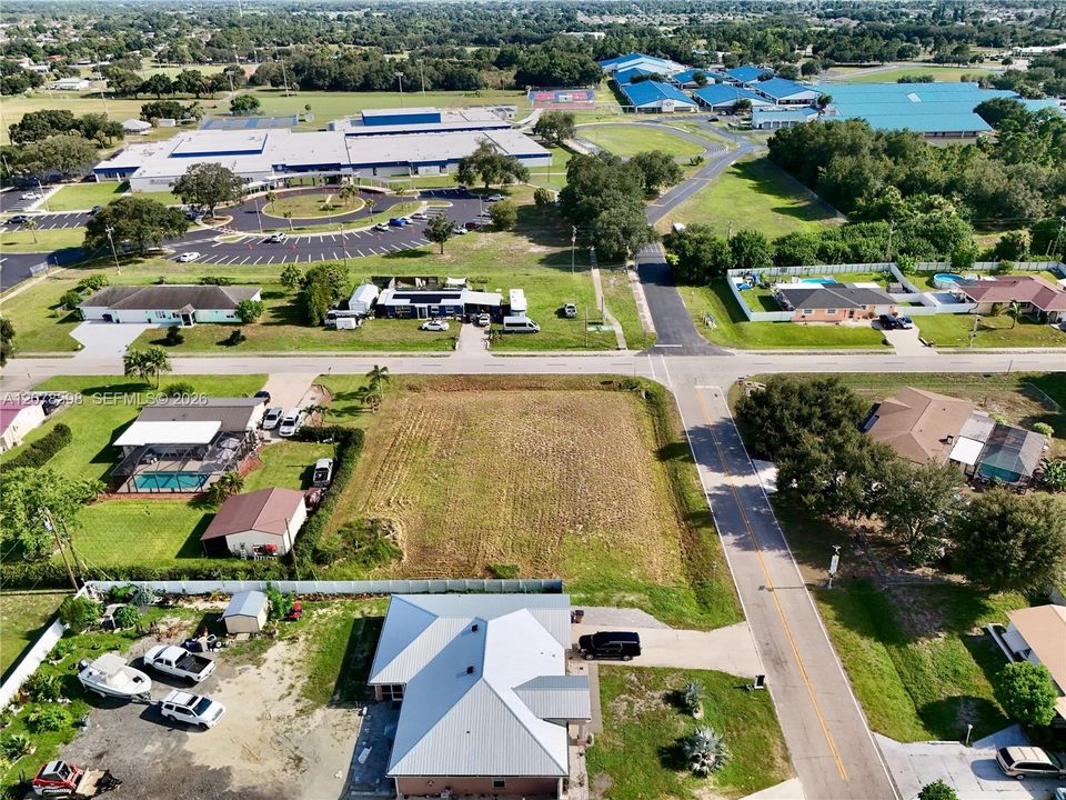 待售: $60,000 (0.46 acres)