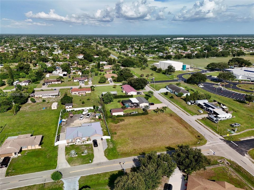 待售: $60,000 (0.46 acres)