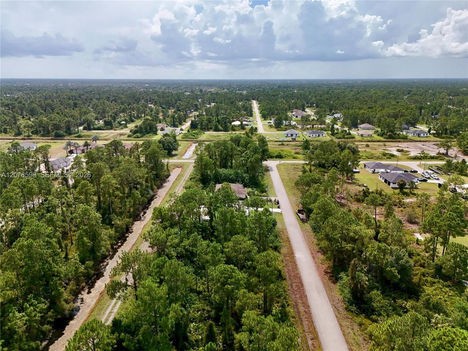 待售: $20,000 (0.23 acres)